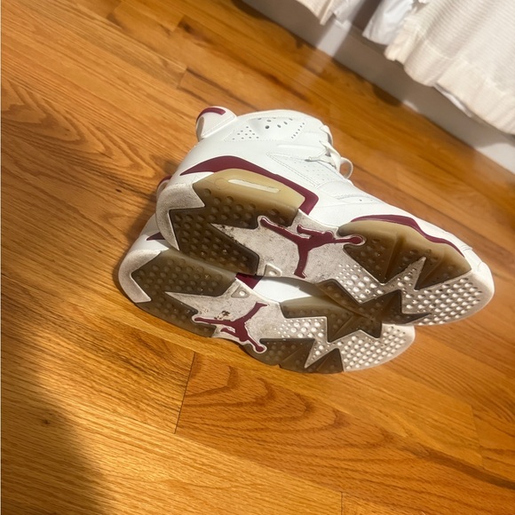 Jordan 6 Maroon 2015 main image 5
